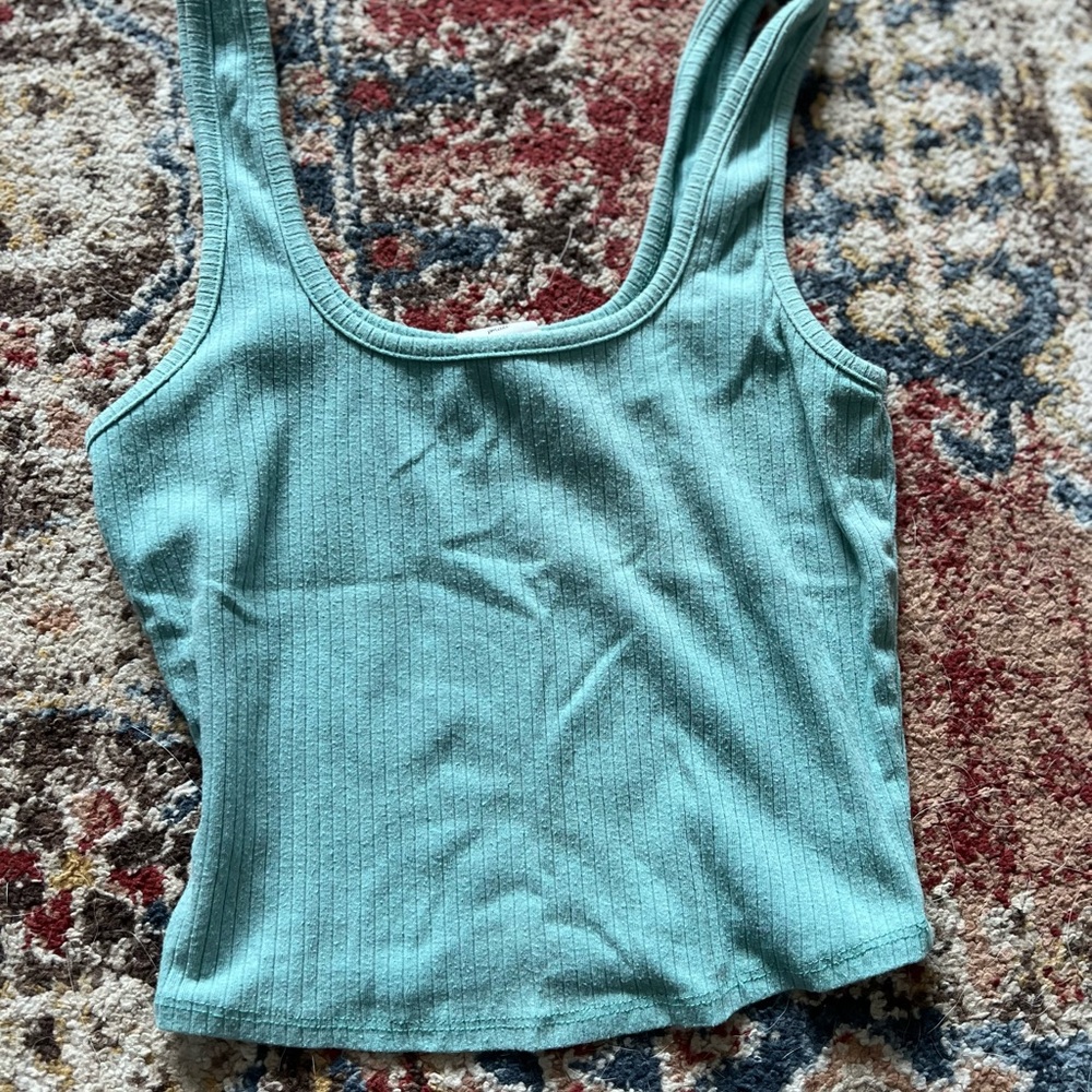 Source Unknown Green Ribbed Crop Tank Top